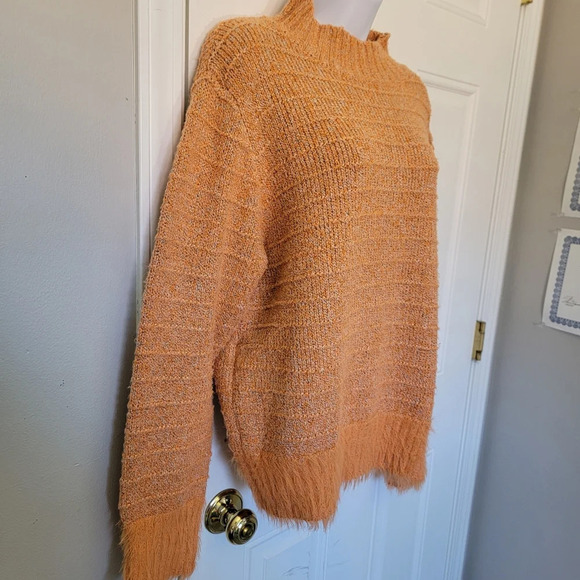 Solitaire Orange Pullover Mock Neck Sweater Eyelash Hem Textured Knit Size M - Picture 3 of 12